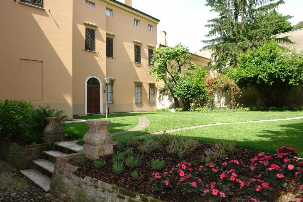 Residence In Centro Mantova Exterior foto